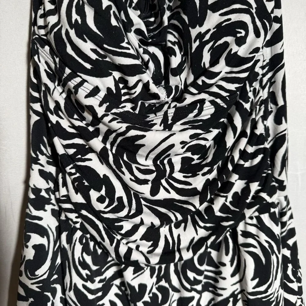 Catalina Swim Dress 3X 22W-24W Black White Floral Plus Size One Piece Skirt